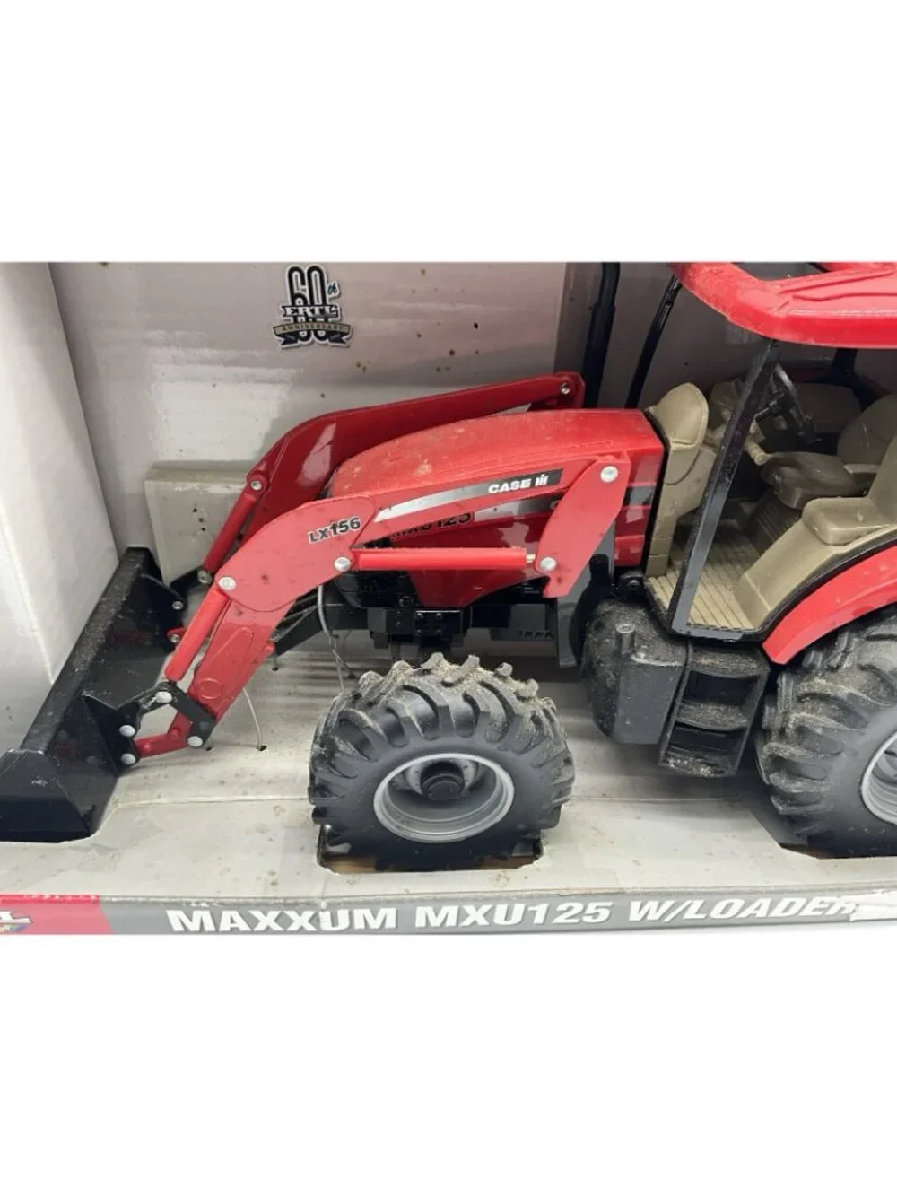 Ertl Britains Case IH Maxxum  MXU125 with  Loader #14259 NIB 1/16 Scale
